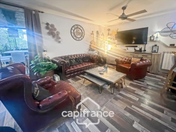 Appartement à vendre 4 pièces LA SEYNE SUR MER (83), grand T4 de 81m2 - Loggia - Garage et Cave.