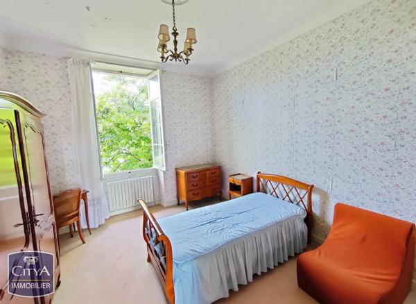 Maison à vendre 7 pièces 189.2m² Nîmes (30000)