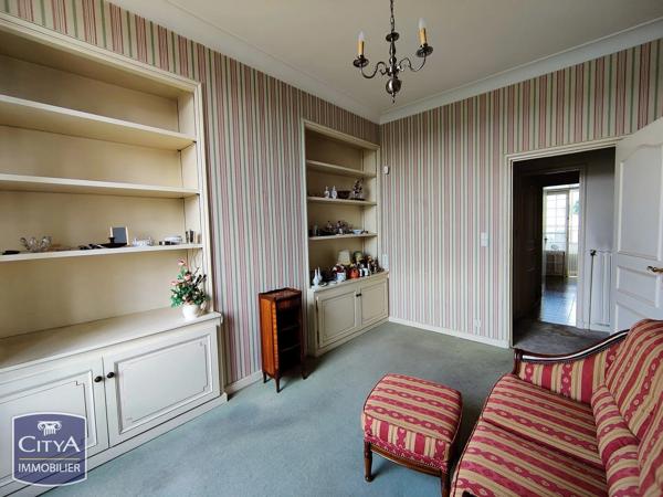 Maison à vendre 7 pièces 189.2m² Nîmes (30000)
