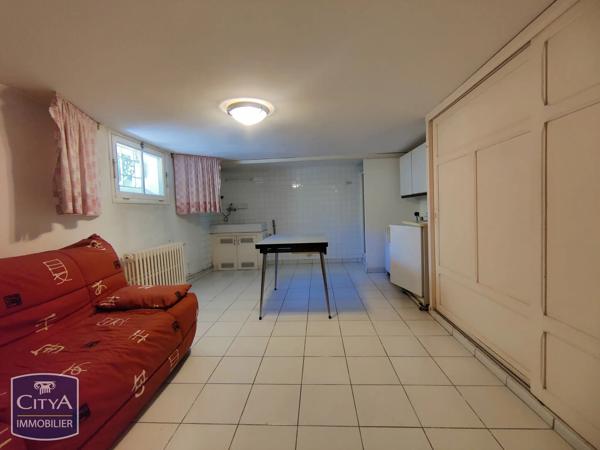 Maison à vendre 7 pièces 189.2m² Nîmes (30000)