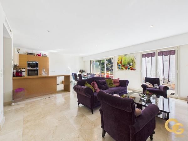 Appartement à THEOULE SUR MER (06590)