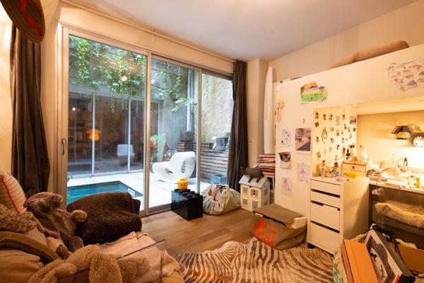 ARCHITECTURE TRANSFORMÉE - LOFT AVEC PISCINE AUX CHARTRONS - Bordeaux