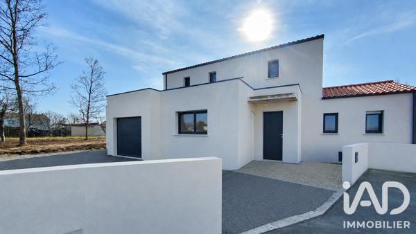 Maison à vendre 5 pièces 137,8 m² Saint-Fulgent