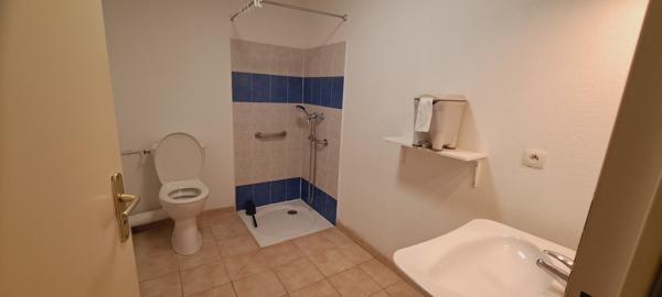 T2 plain-pied traversant