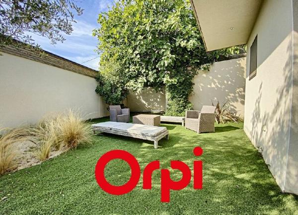 Maison à vendre    5 pièces •  Bandol