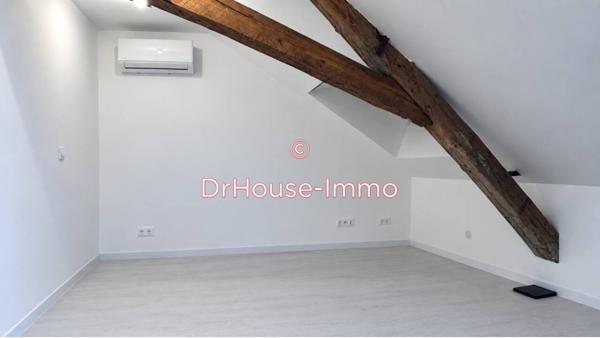 Immeuble à vendre 3 pièces de 200 m²