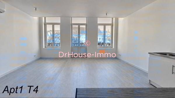 Immeuble à vendre 3 pièces de 200 m²