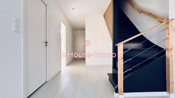Immeuble à vendre 3 pièces de 200 m²