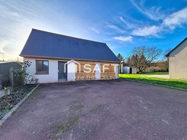 Localisation idéale, maison familiale et un spacieux terrain !