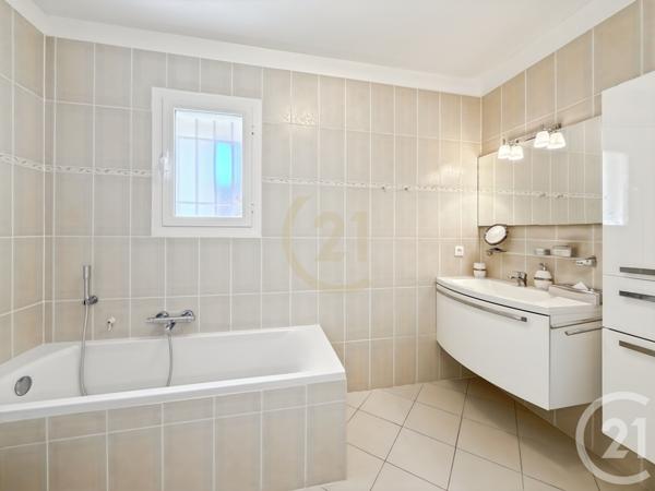 Appartement T4 à vendre  4 pièces - 79,03 m2 CALVI - 202