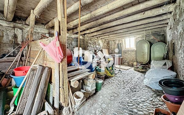 Maison à vendre    4 pièces •  Marcellaz