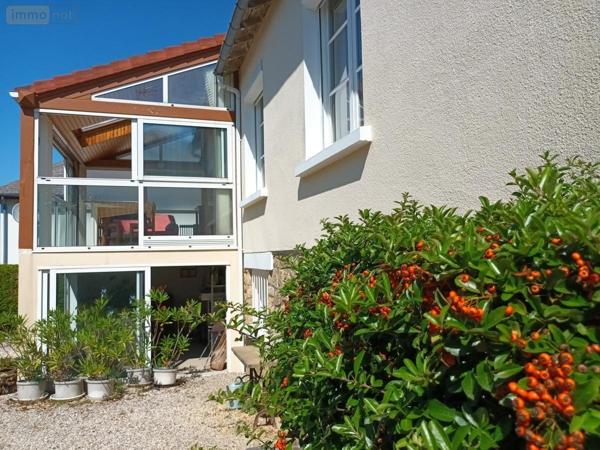 Maison à vendre à Saint-Berthevin en Mayenne (53940), ref : 53005-2110