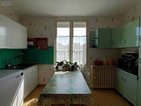 Maison à vendre à Saint-Berthevin en Mayenne (53940), ref : 53005-2110