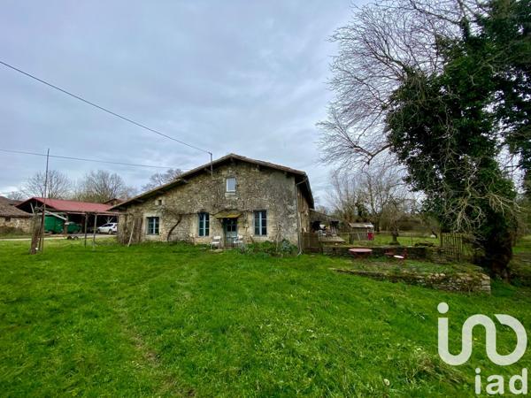 Maison à vendre 8 pièces 180 m² Exireuil