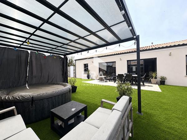 MAISON RECENTE  A 8 MINUTES DE SURGERES/ 3 CHAMBRES/ JARDIN