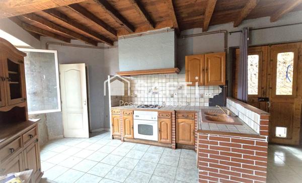 Maison de ville avec terrasse et petit jardin