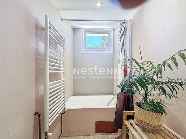 A VENDRE - MURET- CENTRE VILLE - Maison de ville T3 avec jardin et grand garage independant