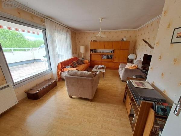 Appartement à vendre à Saint-Flour dans le Cantal (15100), ref : 044/1226