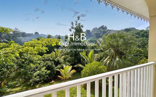 Maison à vendre    8 pièces •  Le François