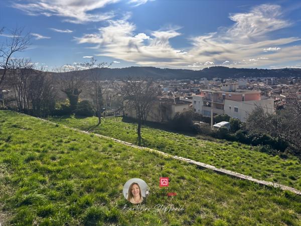 Maison Draguignan 7 pièces -180 m2 - 3000 m2 de terrain  zone UCA