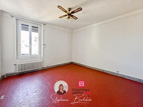 Maison Draguignan 7 pièces -180 m2 - 3000 m2 de terrain  zone UCA