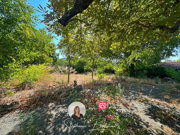 Maison Draguignan 7 pièces -180 m2 - 3000 m2 de terrain  zone UCA