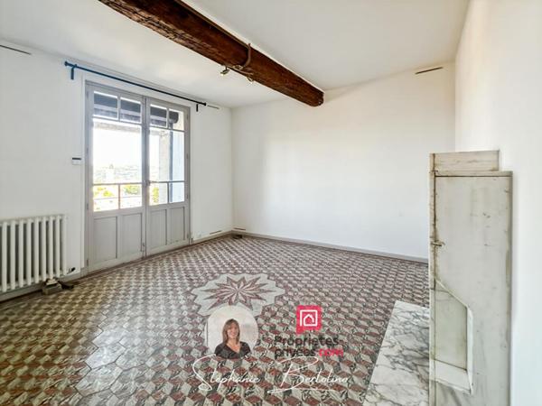 Maison Draguignan 7 pièces -180 m2 - 3000 m2 de terrain  zone UCA