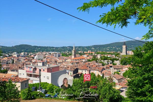 Maison Draguignan 7 pièces -180 m2 - 3000 m2 de terrain  zone UCA