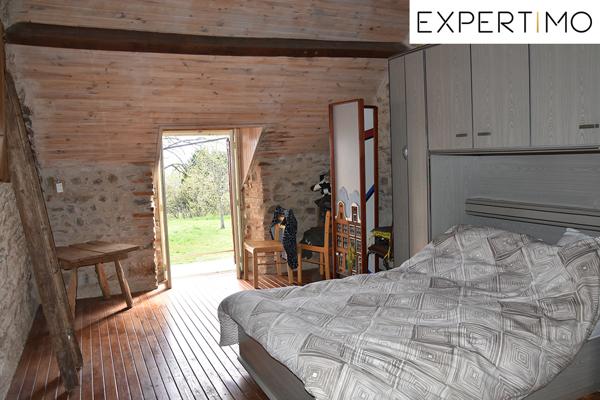 Menat (63560) Menat, Maison coup de coeur de 102 m² - terrain 2010m²