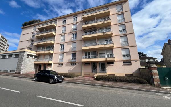 Appartement à louer    3 pièces • 64 m2 Limoges
