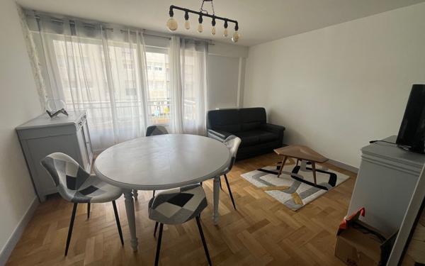 Appartement à louer    3 pièces • 64 m2 Limoges
