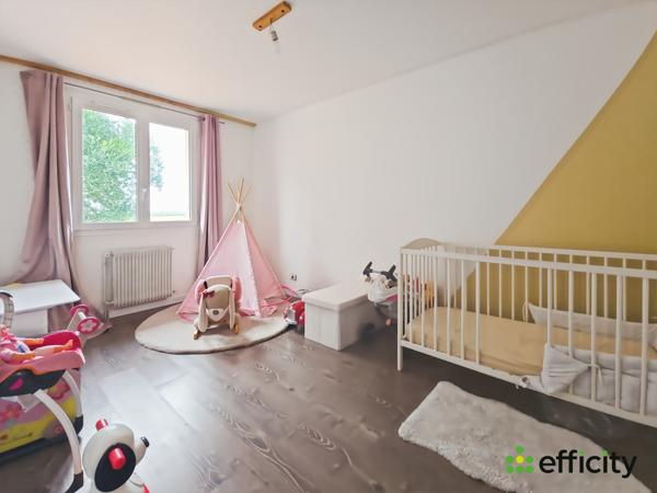 Maison 6 pièces - 200 m² Exclusivité efficity