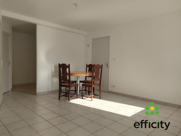 Immeuble 15 pièces - 345 m²