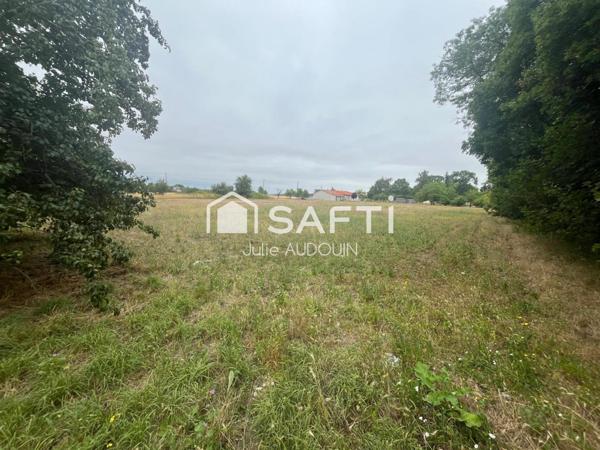 Maison de village à rénover - Terrain plus d'un hectare