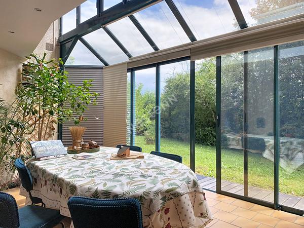 Maison d'architecte Soulaire Et Bourg -198 m² - 3 chambres - jardin
