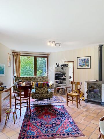 Maison d'architecte Soulaire Et Bourg -198 m² - 3 chambres - jardin