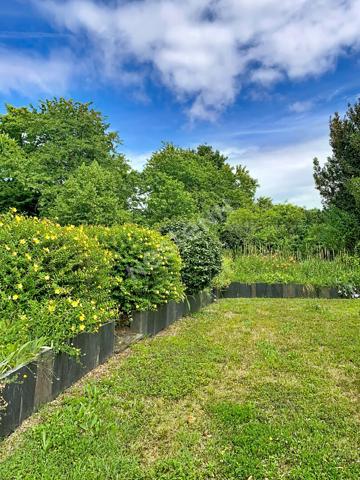 Maison d'architecte Soulaire Et Bourg -198 m² - 3 chambres - jardin