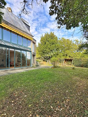 Maison d'architecte Soulaire Et Bourg -198 m² - 3 chambres - jardin