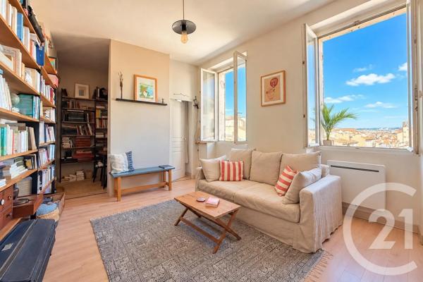 Appartement T2 à vendre  2 pièces - 45,20 m 2   MARSEILLE  - 13001