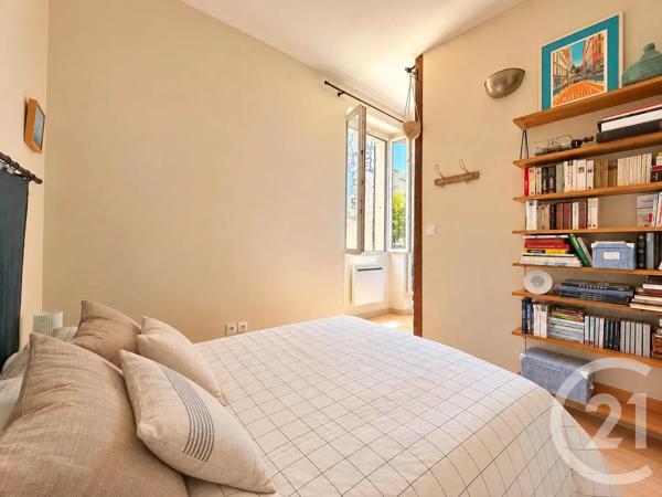 Appartement T2 à vendre  2 pièces - 45,20 m 2   MARSEILLE  - 13001