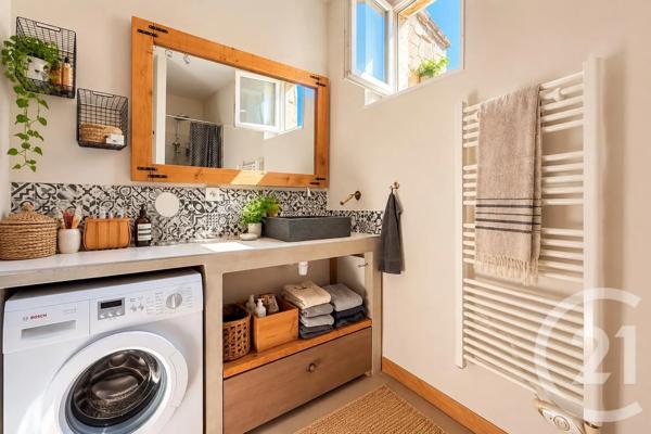 Appartement T2 à vendre  2 pièces - 45,20 m 2   MARSEILLE  - 13001