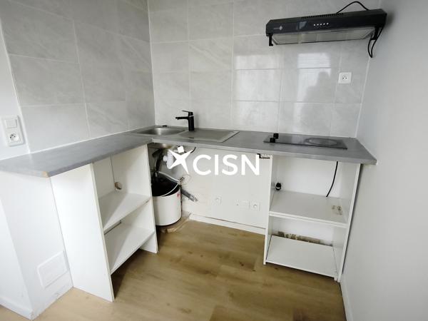 Location local - 137m² - 44600 - Saint-Nazaire