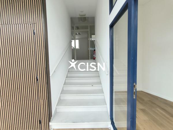 Location local - 137m² - 44600 - Saint-Nazaire