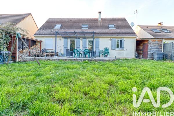 Maison à vendre 6 pièces 134 m² Saint-Leu-d'Esserent