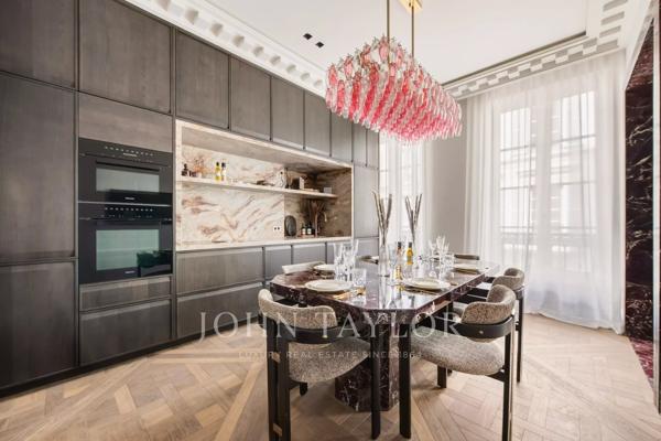 Place Vendôme - Superbe appartement de 3 chambres