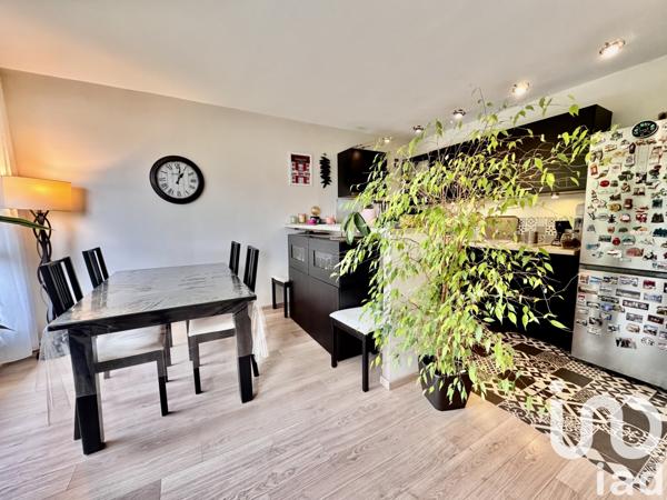 Appartement à vendre 3 pièces 74 m² Saint-Michel-sur-Orge