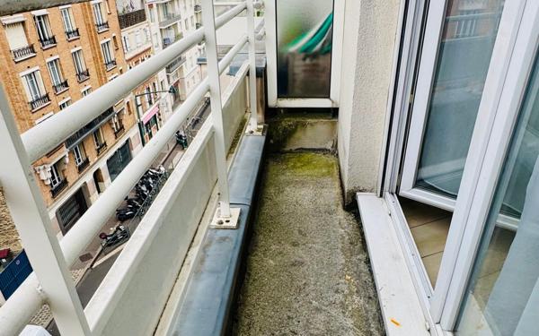 Appartement à vendre    1 pièce • 24,42 m2 Asnières-sur-Seine