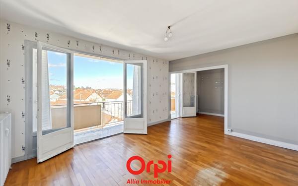 Appartement à vendre    3 pièces •  Montluçon