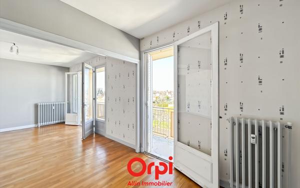 Appartement à vendre    3 pièces •  Montluçon
