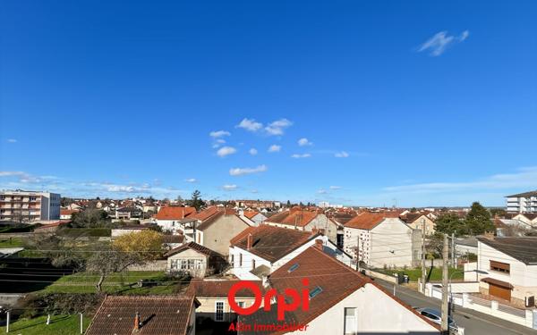 Appartement à vendre    3 pièces •  Montluçon
